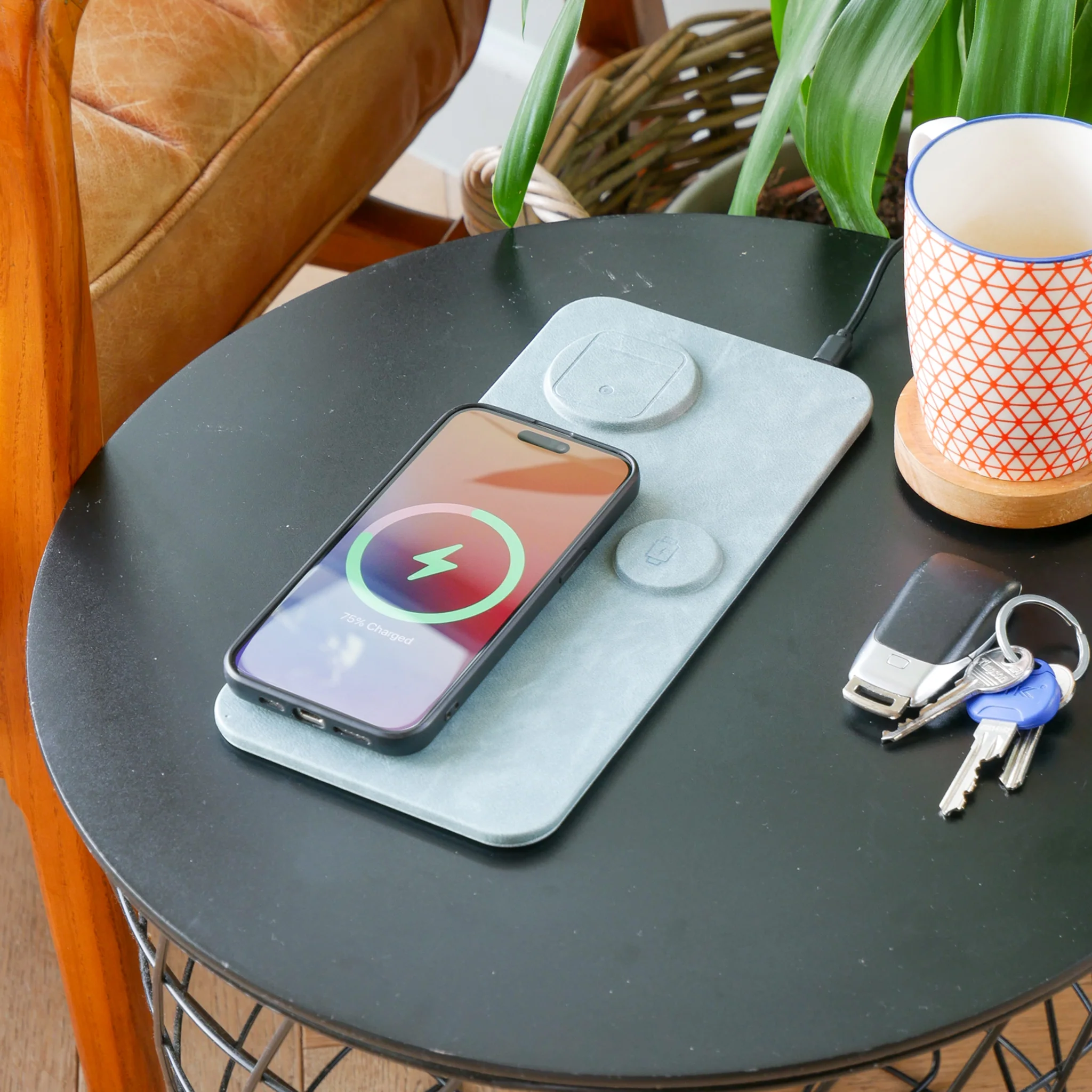 3 in 1 Wireless Charging Pad - Image 7