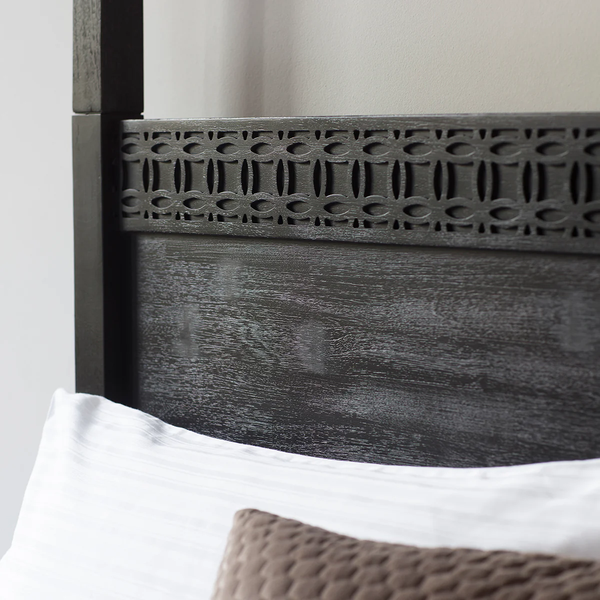 Akari Four Poster Bed - Image 2