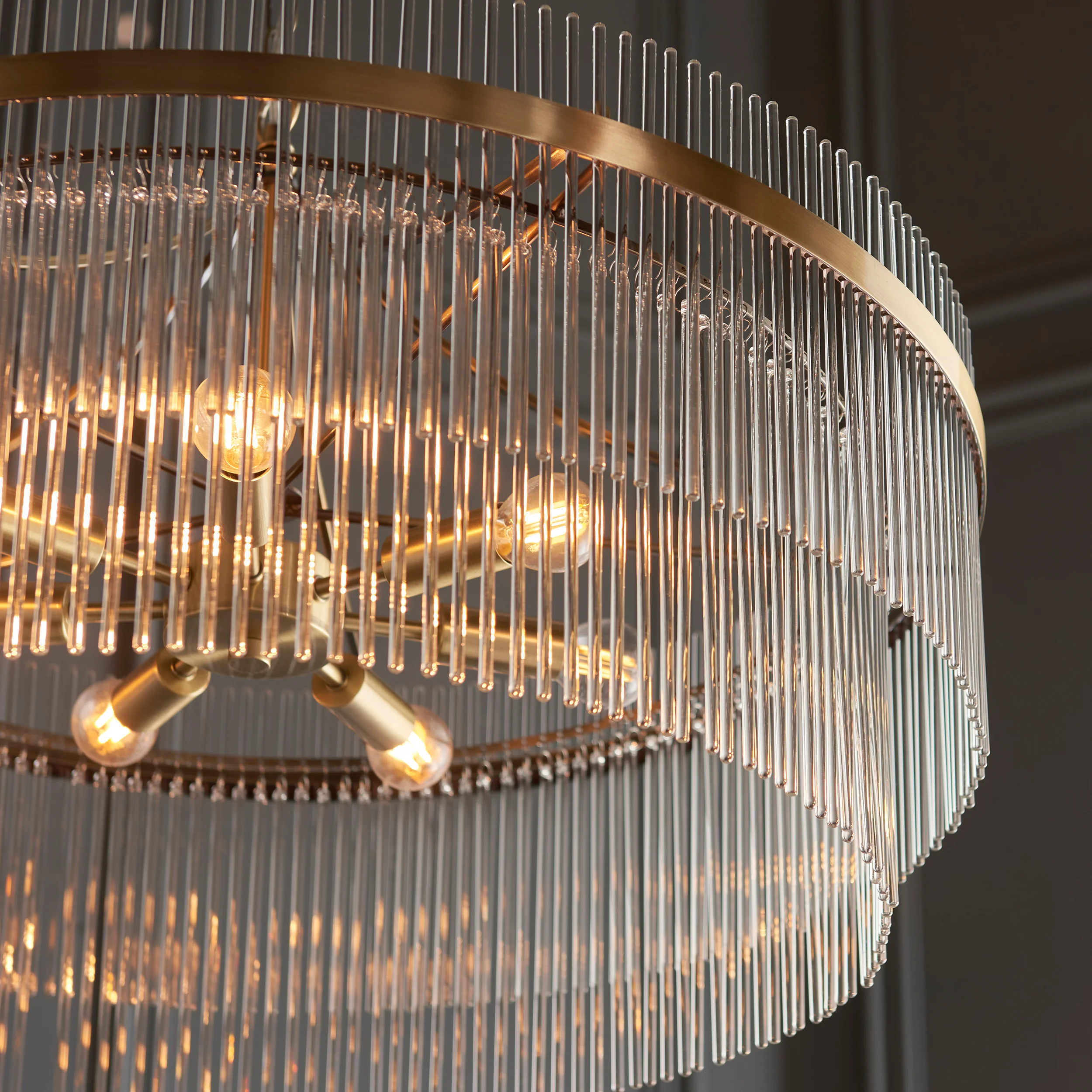 Axel 7lt Grand Pendant - Image 3