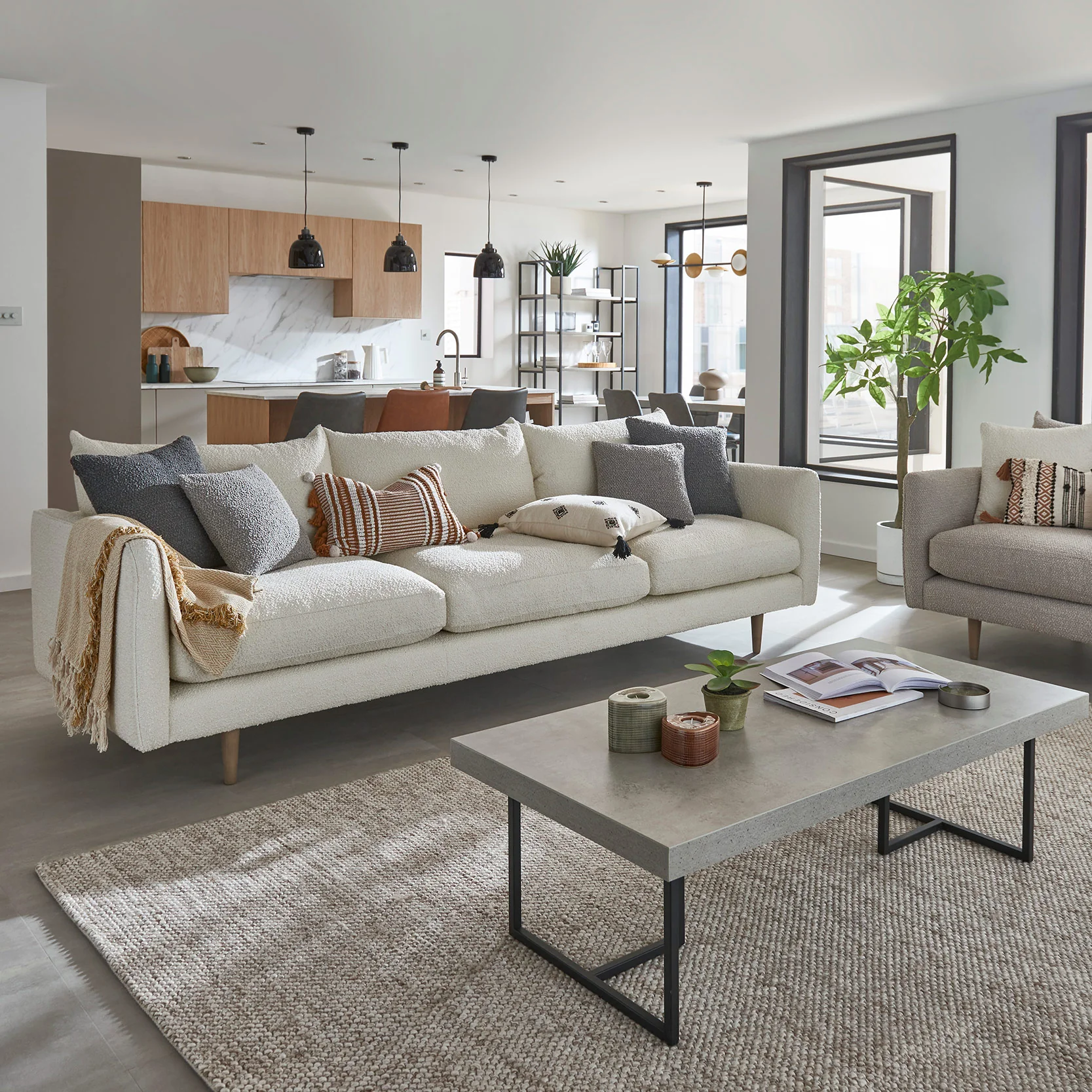 Bellano Sofa - Image 3