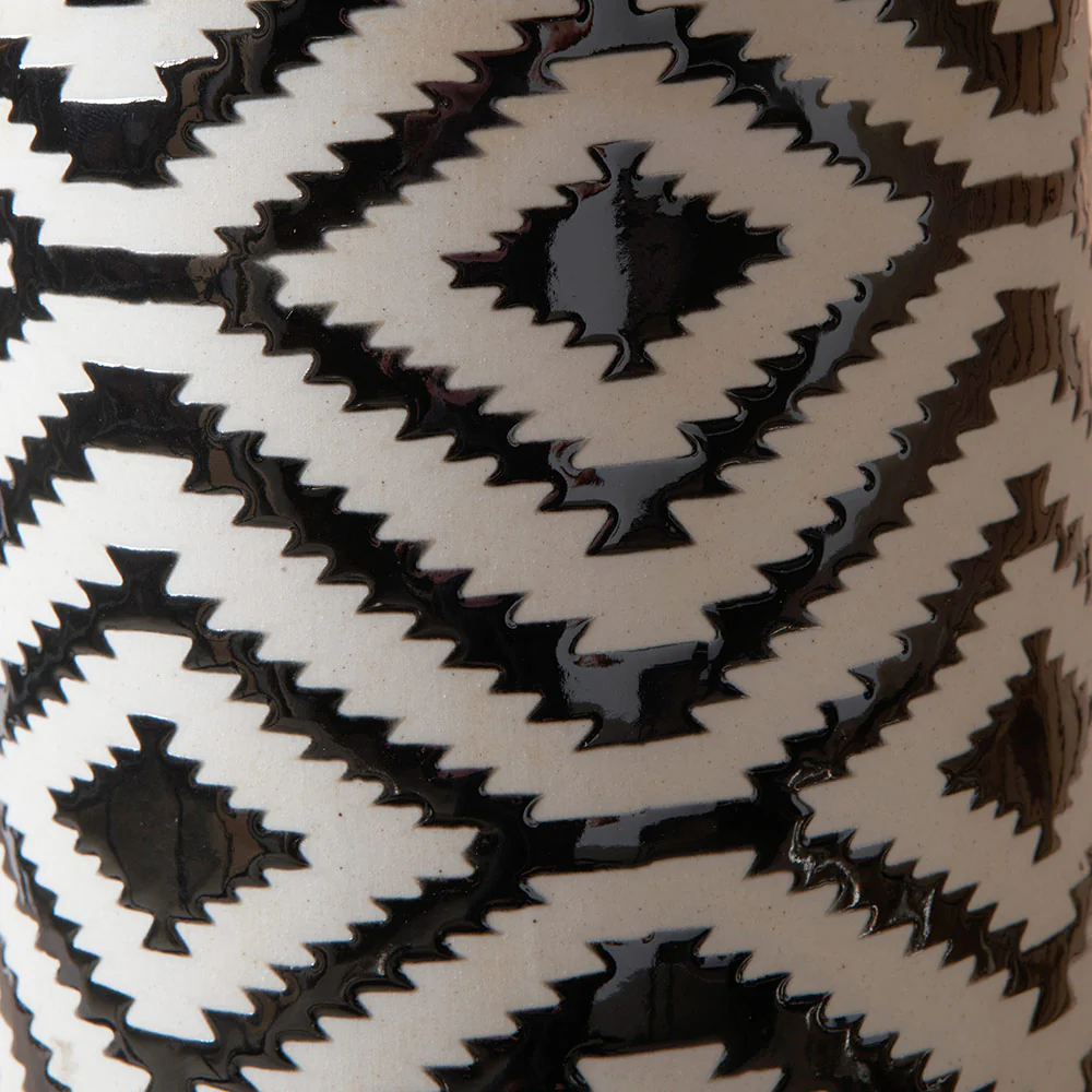 Black & White Ikat Table Lamp - Image 4