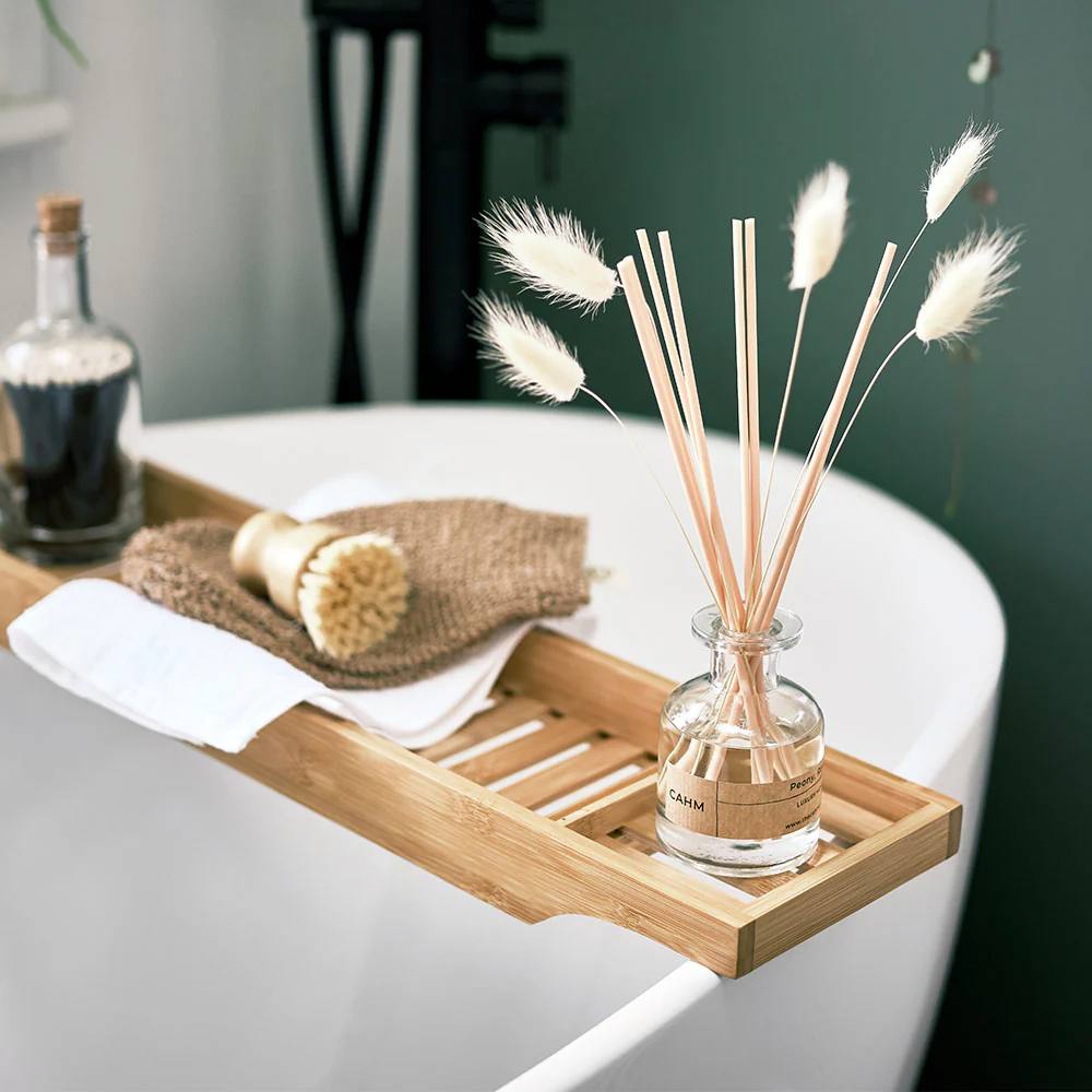 Cahm Peony, Rose & Oud Reed Diffuser - Image 5