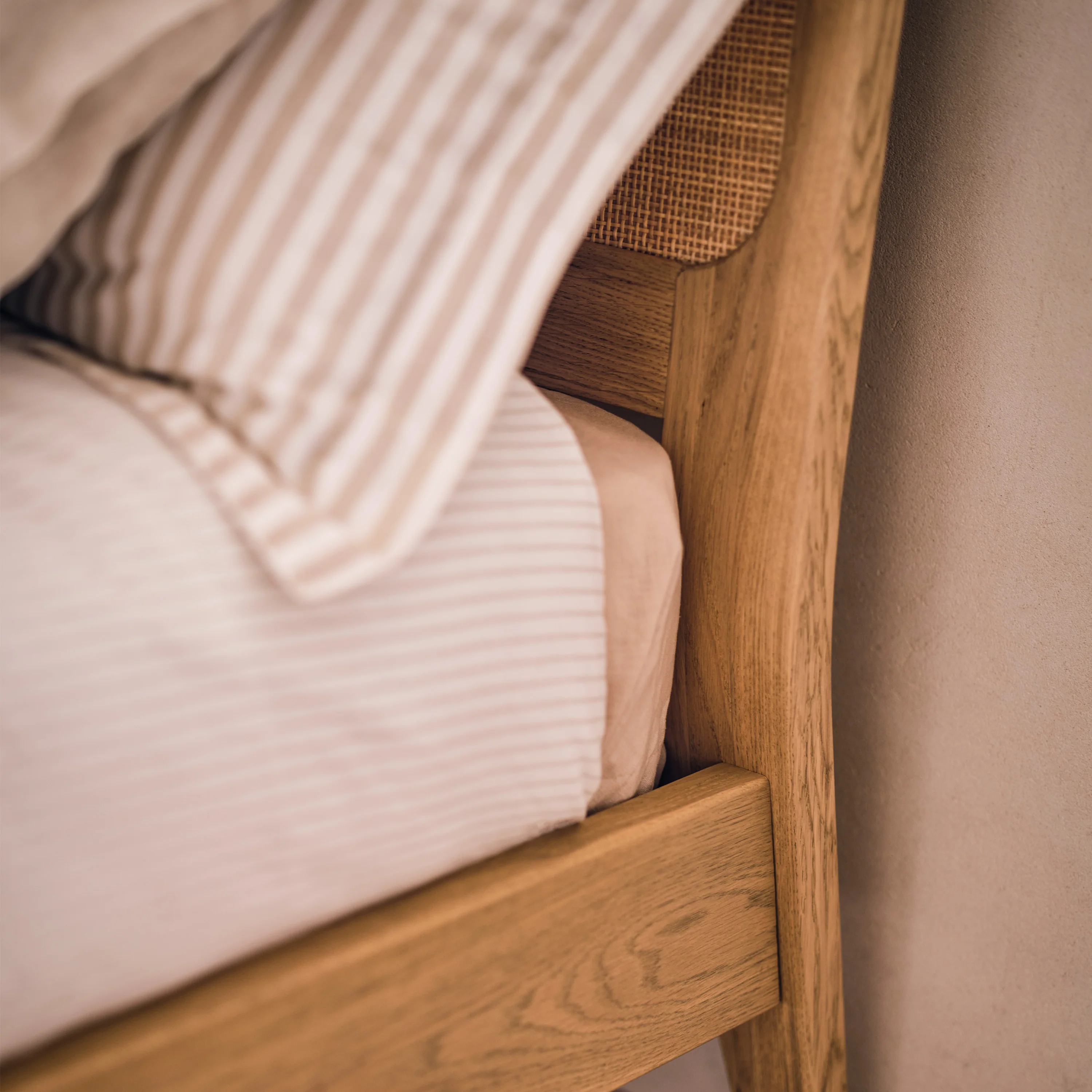 Casera Bed Frame - Image 4