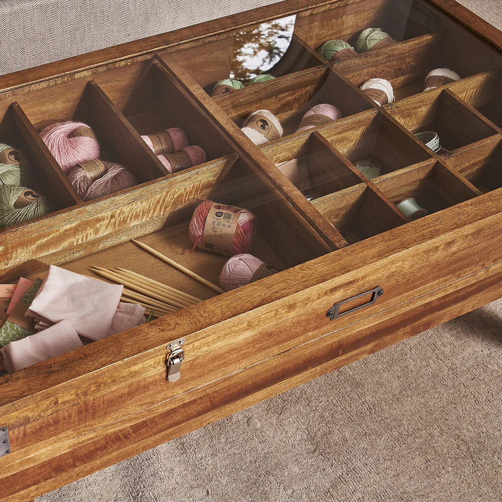 Collectors Table - Image 3