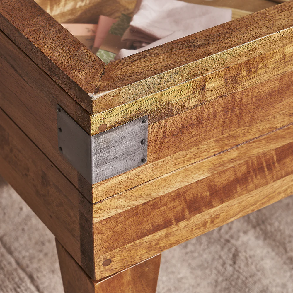 Collectors Table - Image 4