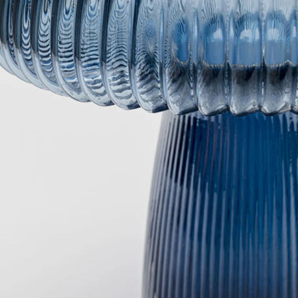 Daphne Shade Vase - Image 3