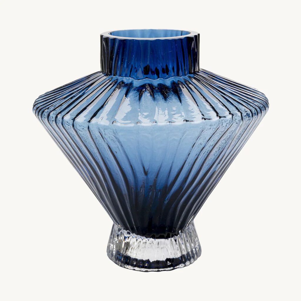 Daphne Short Vase