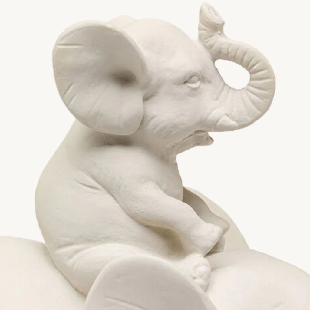 Elephant Dumbo Deco Figurine - Image 2