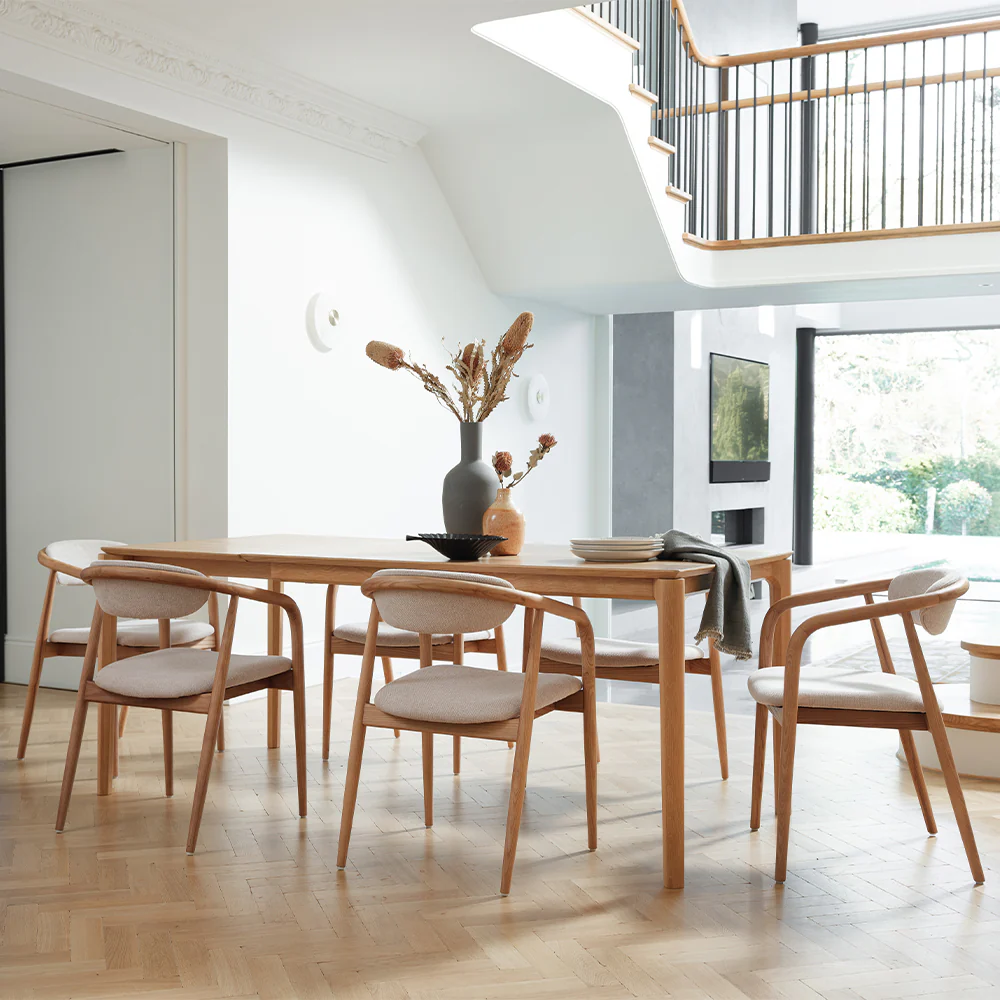 G Plan Winchester 135-190cm Extending Dining Table - Image 2
