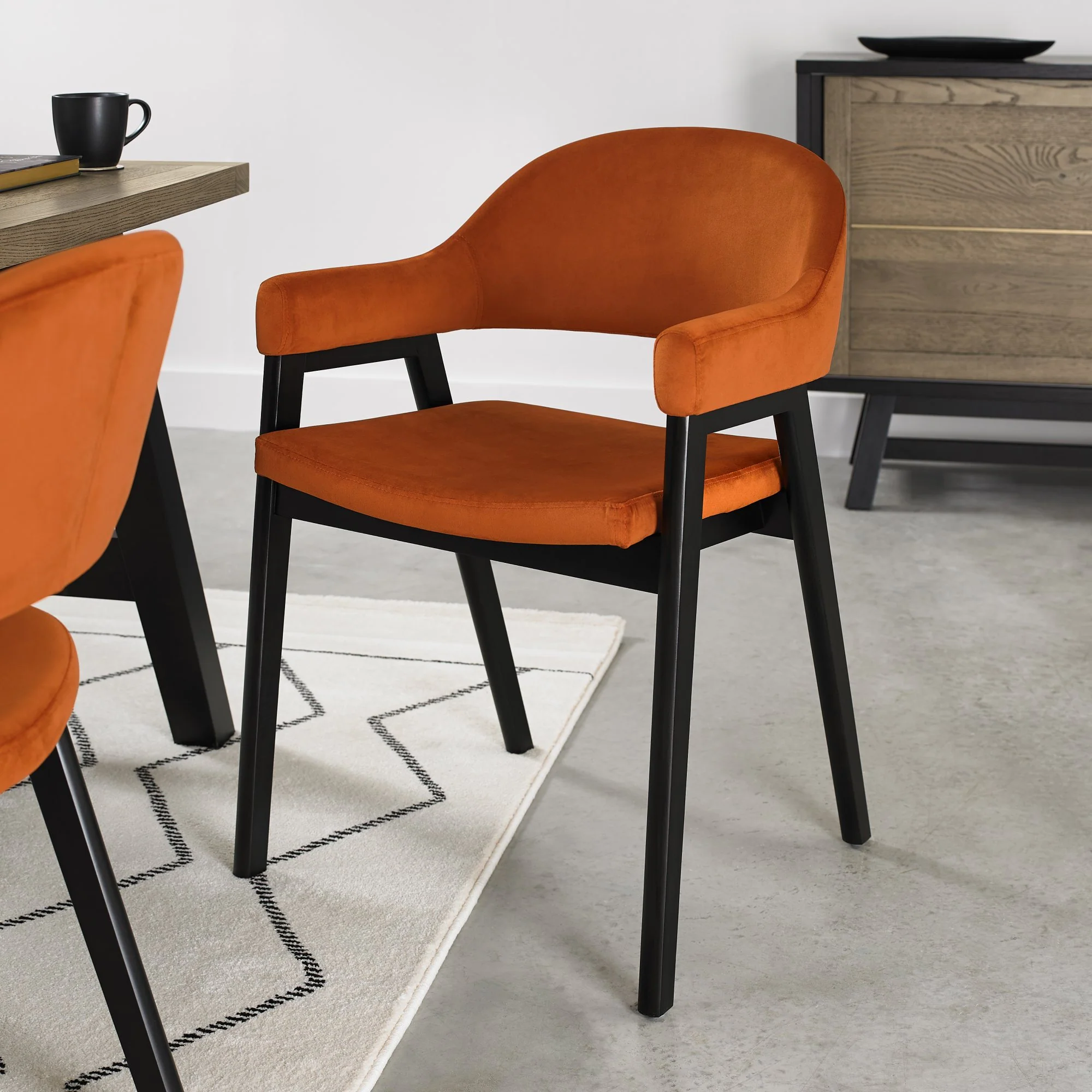 Highgate Peppercorn Armchair - Image 26