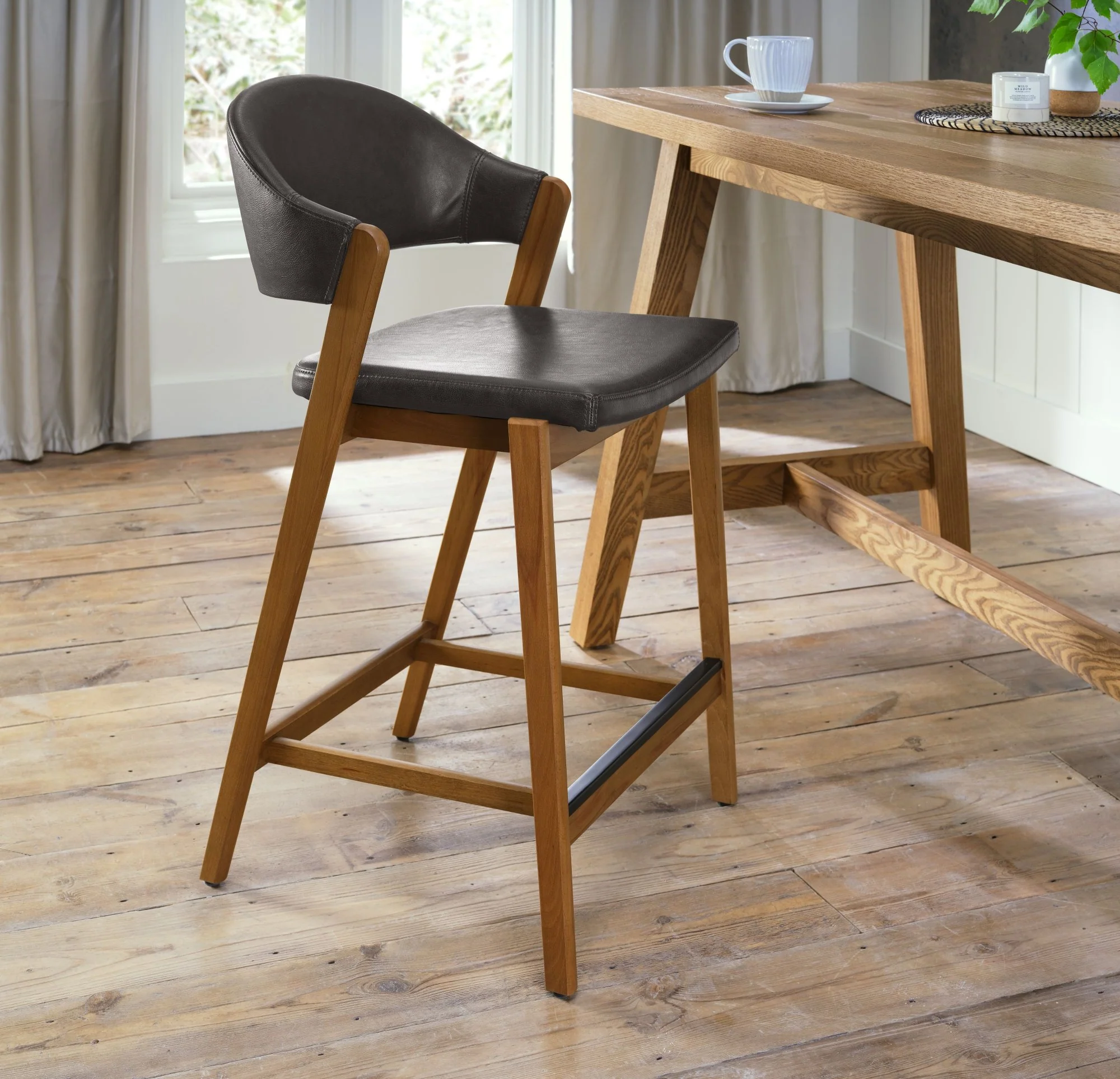 Highgate Rustic Oak Barstool - Image 21