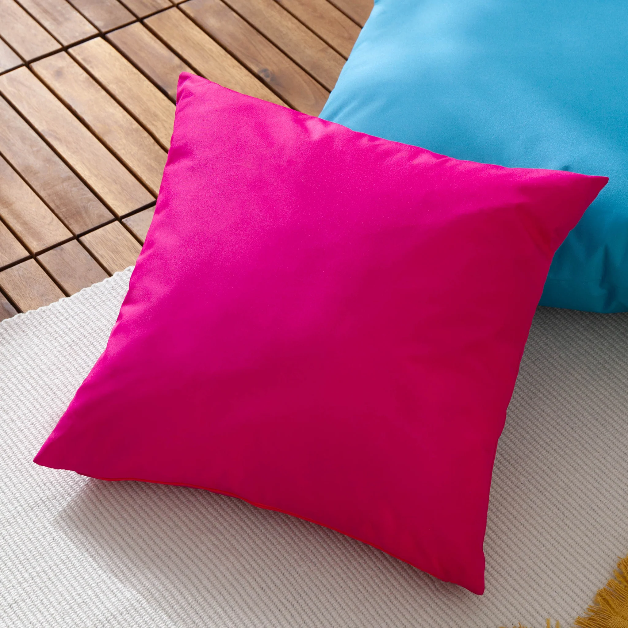 Hubble Outdoor Cushion