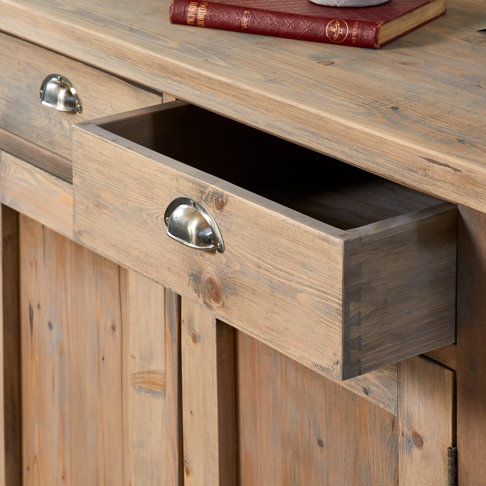 Indiana 2 Door Sideboard - Image 3