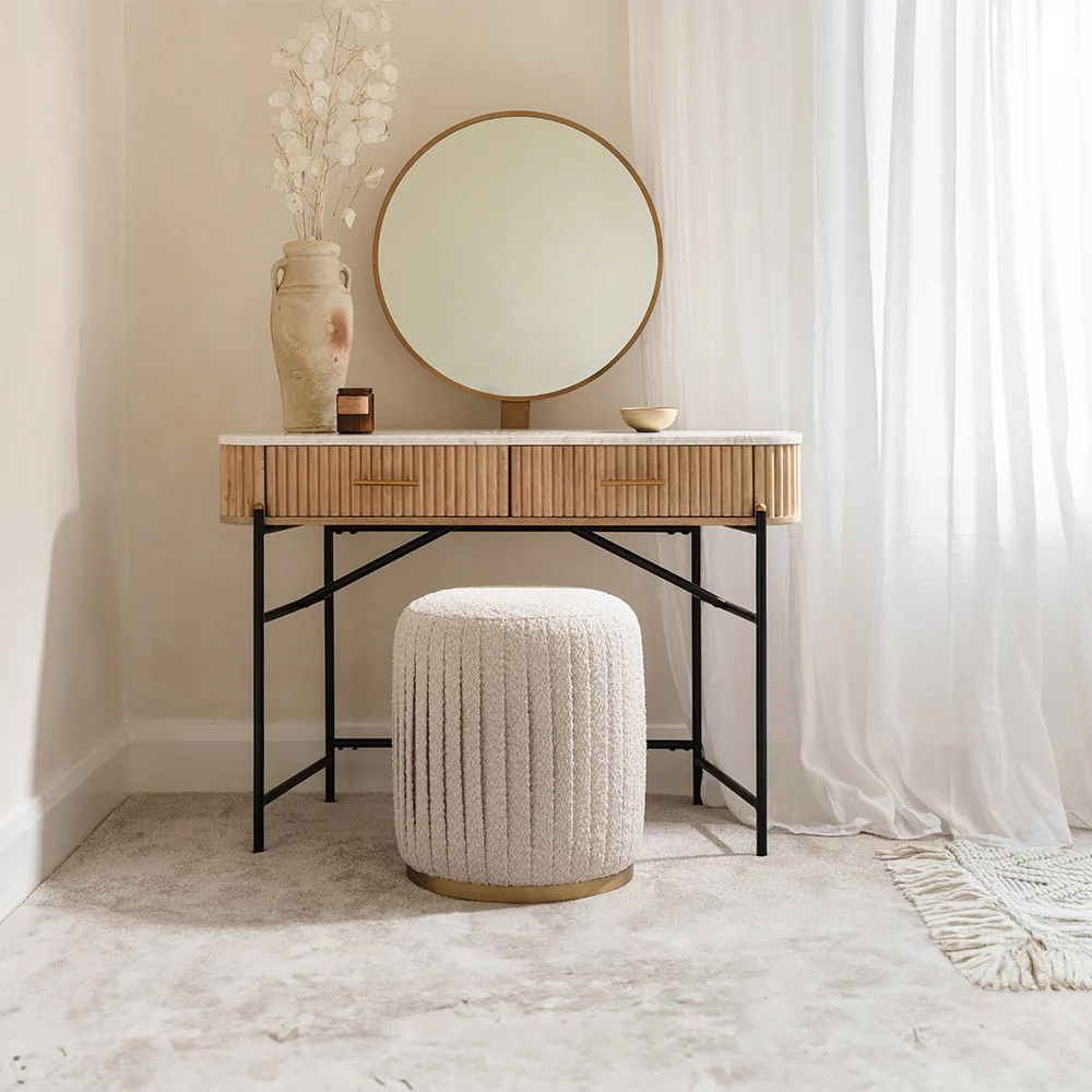 Java Dressing Table
