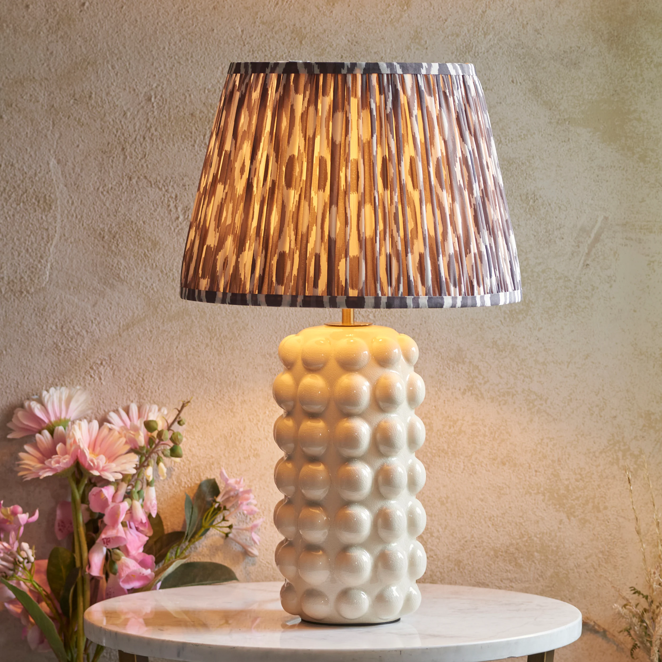 Kari Ikat Table Lamp - Image 7