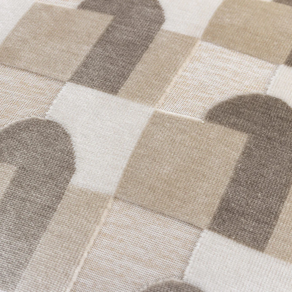 Geometric Cushion Natural - Image 4