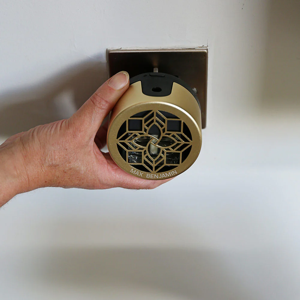 Max Benjamin True Lavender Wall Fragrance Diffuser - Image 13
