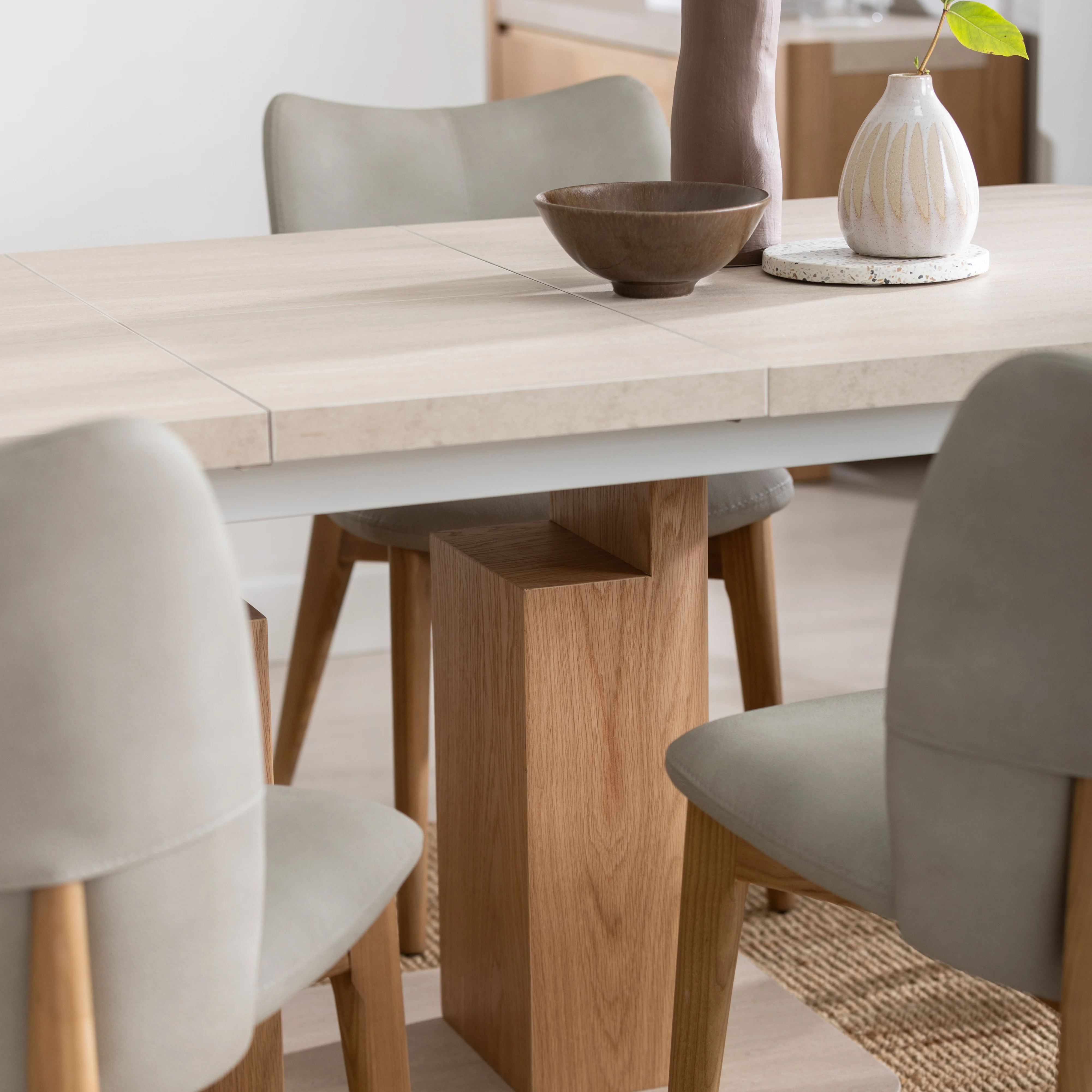 Padstow 160-200cm Extending Dining Table - Image 3