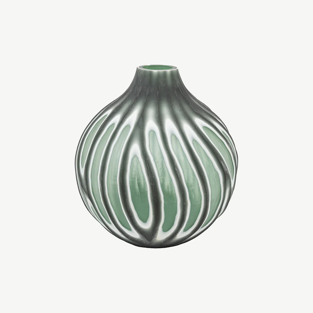 Swirl Hand Carved Glass Vase - Image 4