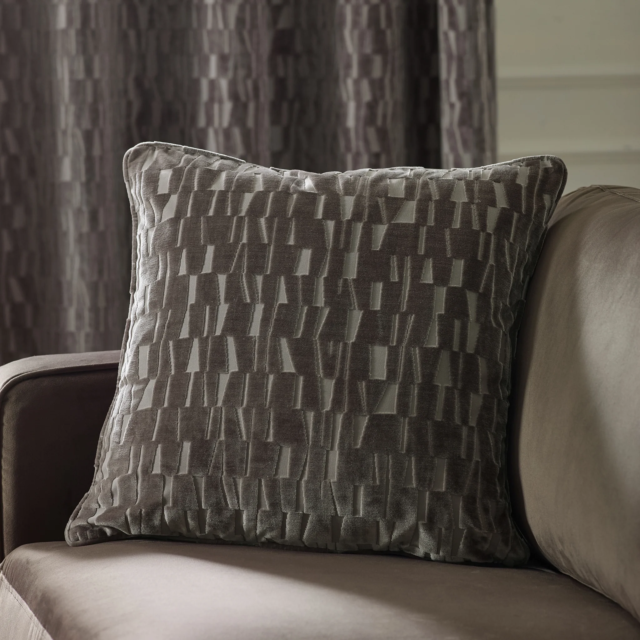 Titan Velvet Cushion
