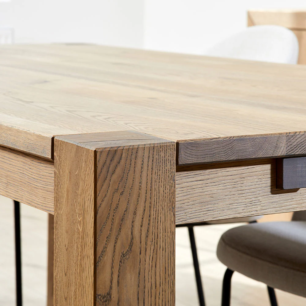 Varis Dining Table - Image 5
